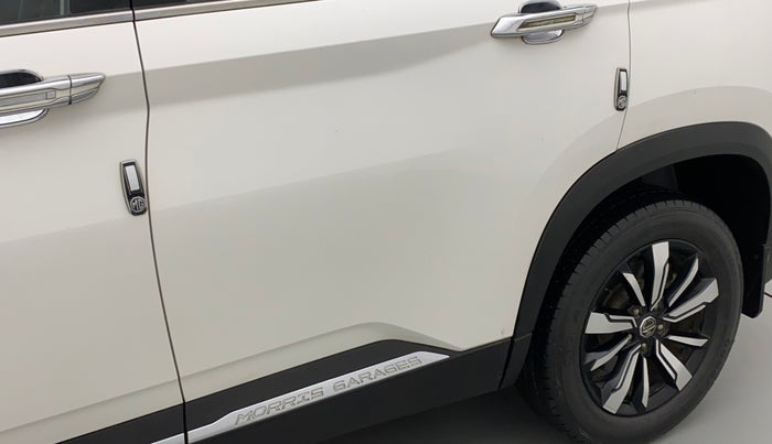 2019 MG HECTOR SHARP 1.5 DCT PETROL, Petrol, Automatic, 31,569 km, Rear left door - Minor scratches