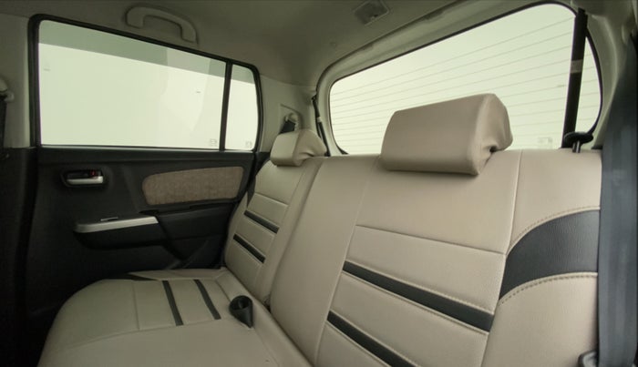 2016 Maruti Wagon R 1.0 VXI AMT, Petrol, Automatic, 72,117 km, Right Side Rear Door Cabin
