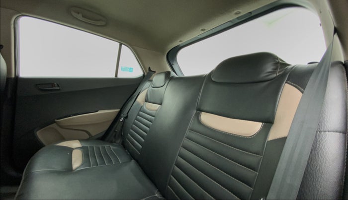 2017 Hyundai Grand i10 magna 1.2 crdi, Diesel, Manual, 59,474 km, Right Side Rear Door Cabin