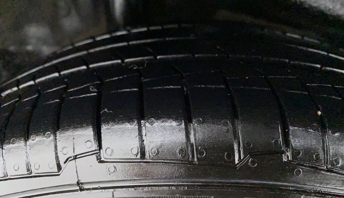 2015 Honda City VX (O) PETROL, Petrol, Manual, 62,332 km, Right Rear Tyre Tread