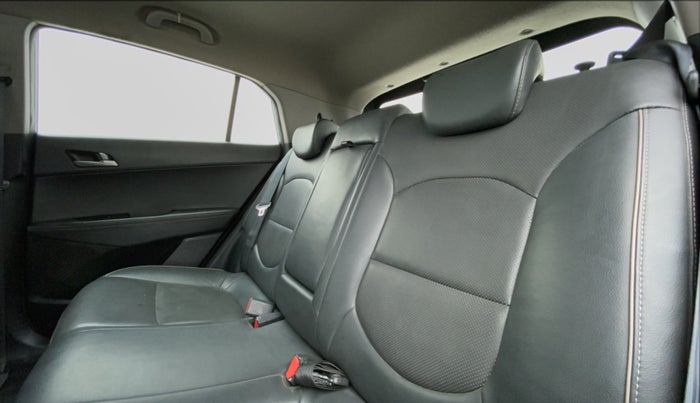 2016 Hyundai Creta 1.6 SX (O) CRDI, Diesel, Manual, 60,420 km, Right Side Rear Door Cabin