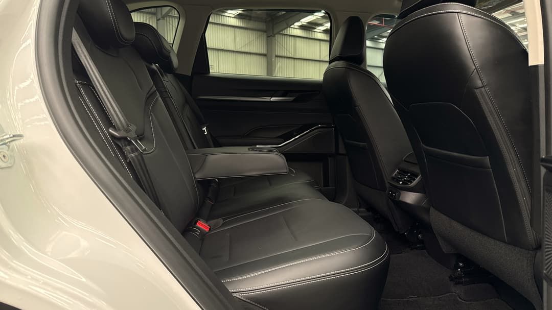 2025 GWM Haval H6 Vanta, Automatic, 15052 km, Right Side Rear Door Cabin View
