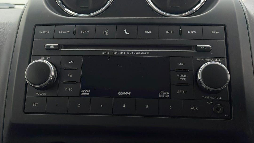 2014 Jeep Compass Sport (4x2), Manual, 119702 km, Infotainment System