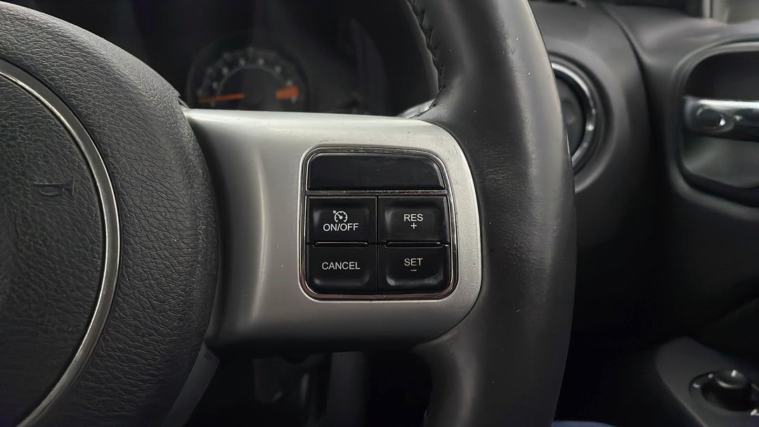 2014 Jeep Compass Sport (4x2), Manual, 119702 km, Cruise Control