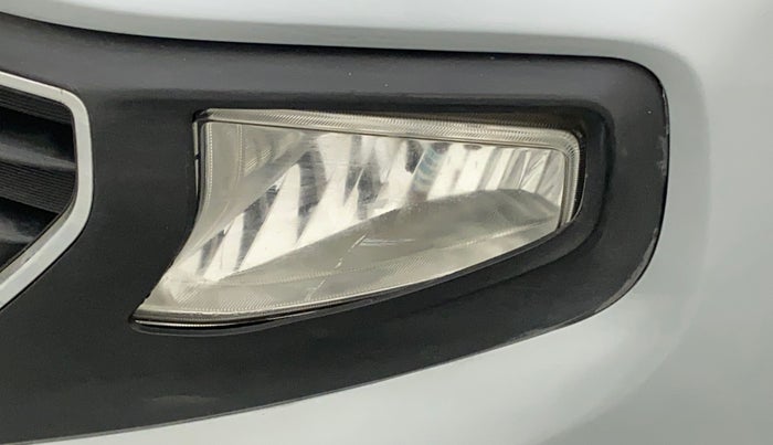 2019 Hyundai NEW SANTRO SPORTZ MT, Petrol, Manual, 49,352 km, Left fog light - Not fixed properly