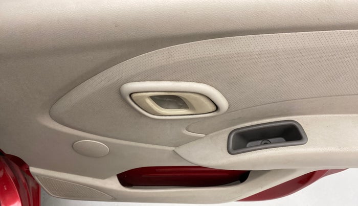 2016 Datsun Redi Go T (O), Petrol, Manual, 14,181 km, Driver Side Door Panels Control