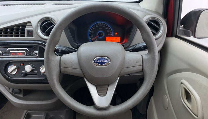 2016 Datsun Redi Go T (O), Petrol, Manual, 14,181 km, Steering Wheel Close Up
