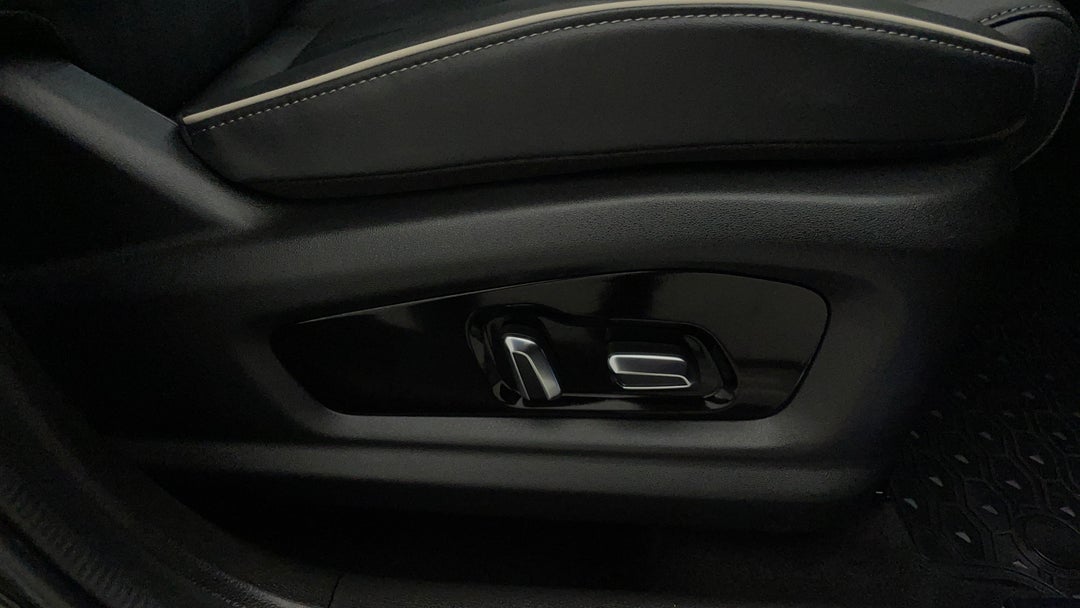 2024 Chery Tiggo 4 Pro Ultimate, Automatic, 10462 km, Drivers Side Adjustment Panel