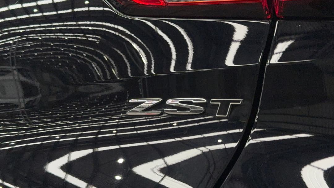 2023 MG Zst Core, Automatic, 33591 km, Badge (Boot Right Side)