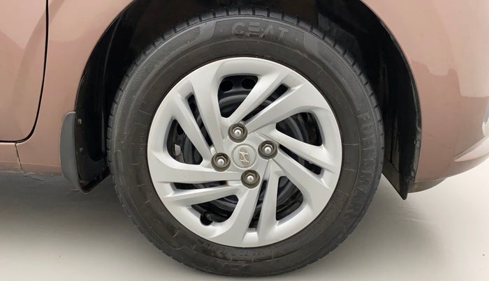 2021 Hyundai AURA S 1.2 CNG, CNG, Manual, 26,014 km, Right Front Wheel