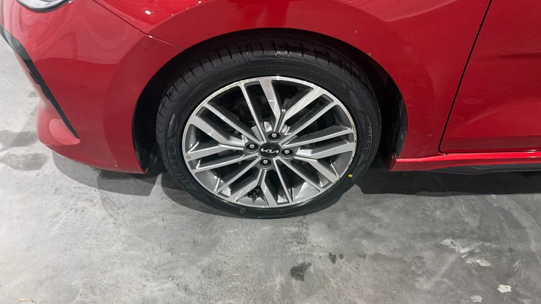 2022 Kia Rio Gt-line, Automatic, 53486 km, Left Front Wheel