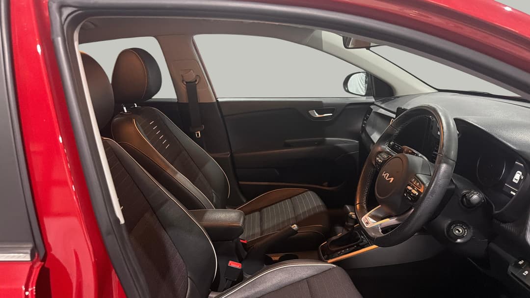 2022 Kia Rio Gt-line, Automatic, 53486 km, Right Side Front Door Cabin View
