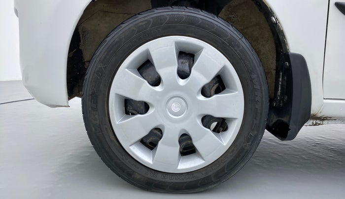 2010 Maruti Wagon R VXI, Petrol, Manual, 51,256 km, Left Front Wheel