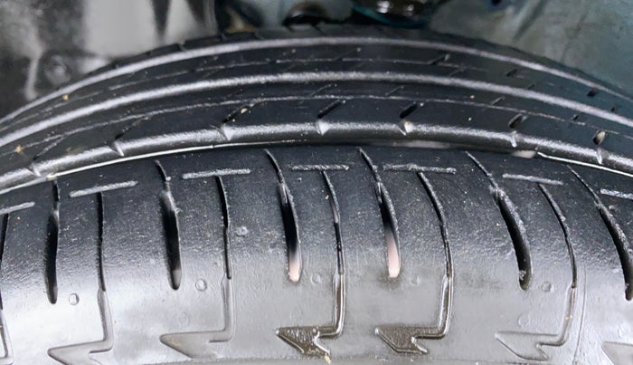 2019 Maruti IGNIS ALPHA 1.2 K12, Petrol, Manual, 8,460 km, Left Front Tyre Tread
