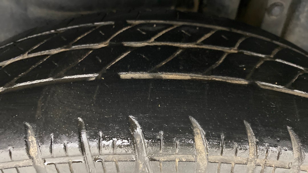 Left Rear Tyre Tread
