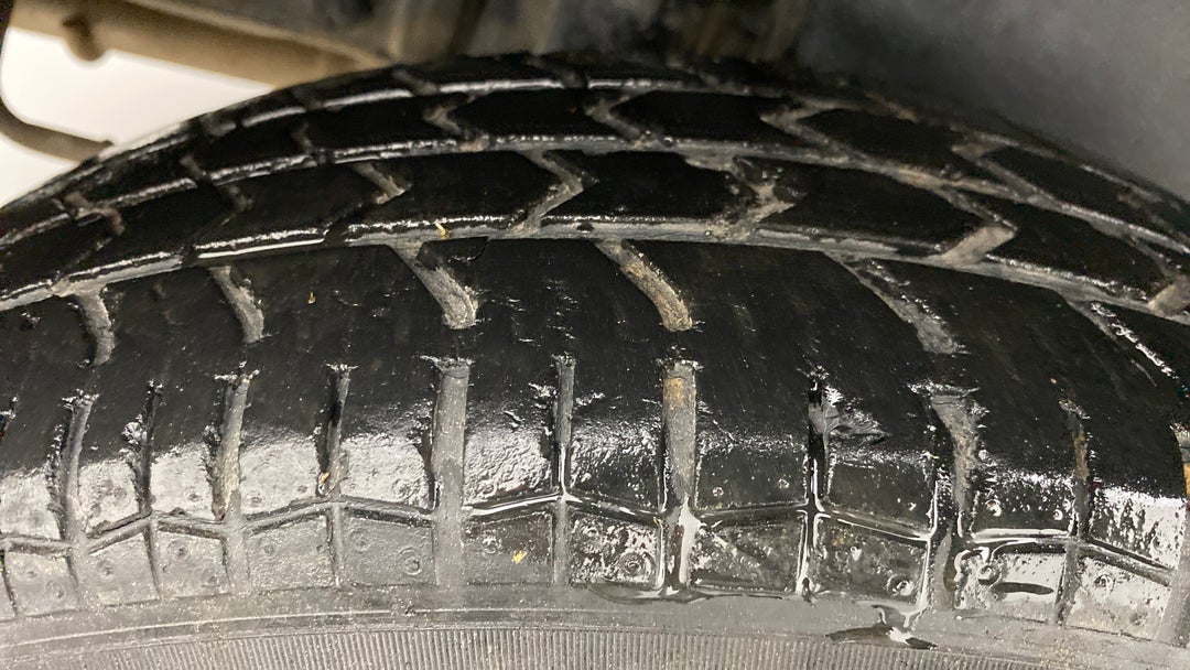 Right Rear Tyre Tread