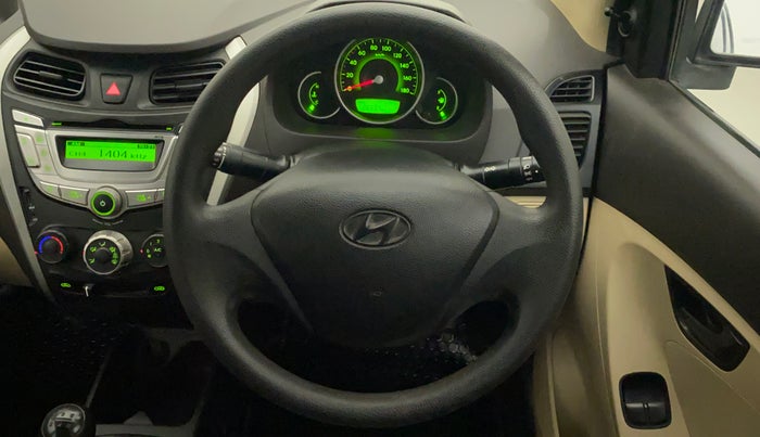 2013 Hyundai Eon MAGNA +, Petrol, Manual, 26,337 km, Steering Wheel Close Up