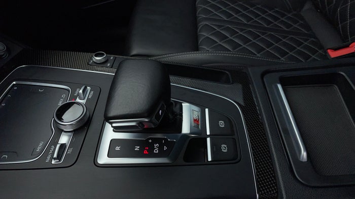 Audi SQ5-Gear Lever