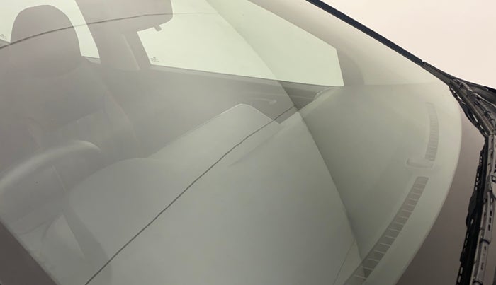 2022 Hyundai GRAND I10 NIOS SPORTZ 1.0 TURBO GDI, Petrol, Manual, 17,312 km, Front windshield - Minor spot on windshield