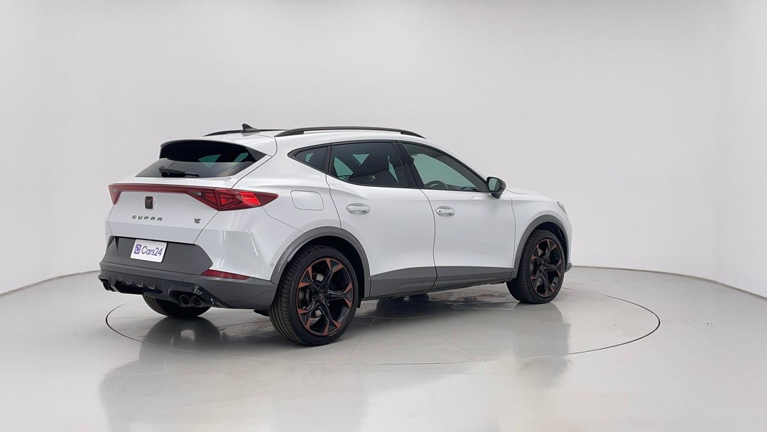 2024 Cupra Formentor Vzx, Automatic, 31352 km, Right Back Diagonal (45- Degree) View