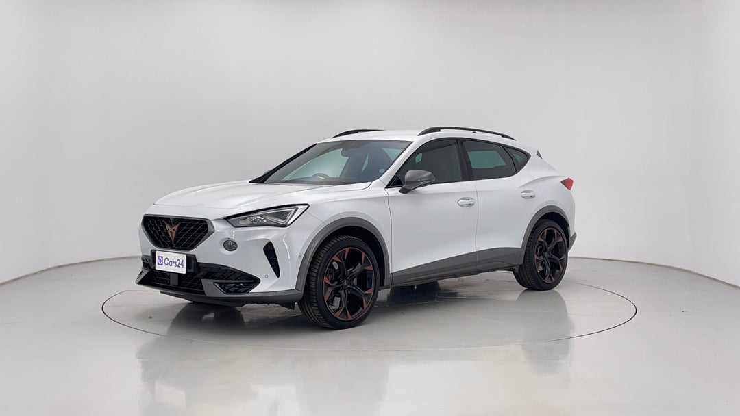 2024 Cupra Formentor Vzx, Automatic, 31352 km, Left Front Diagonal (45- Degree) View