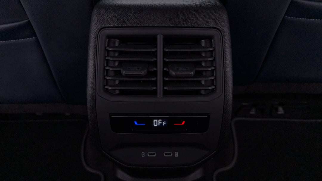 2024 Cupra Formentor Vzx, Automatic, 31352 km, Rear A/C Vent