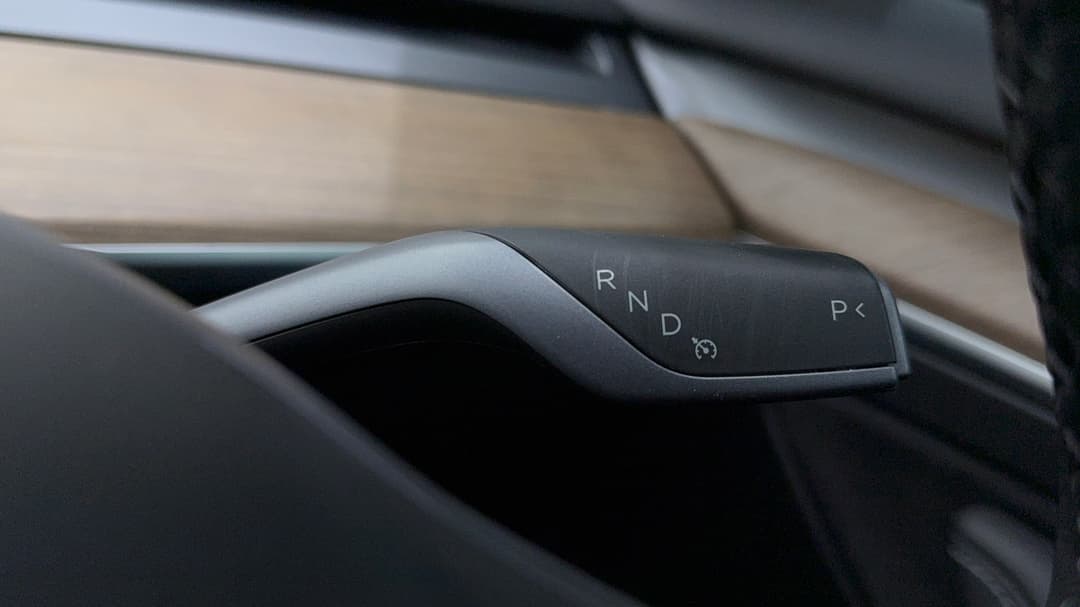 2021 Tesla Model 3 Standard Range Plus RWD, Automatic, 63729 km, Gear Lever 