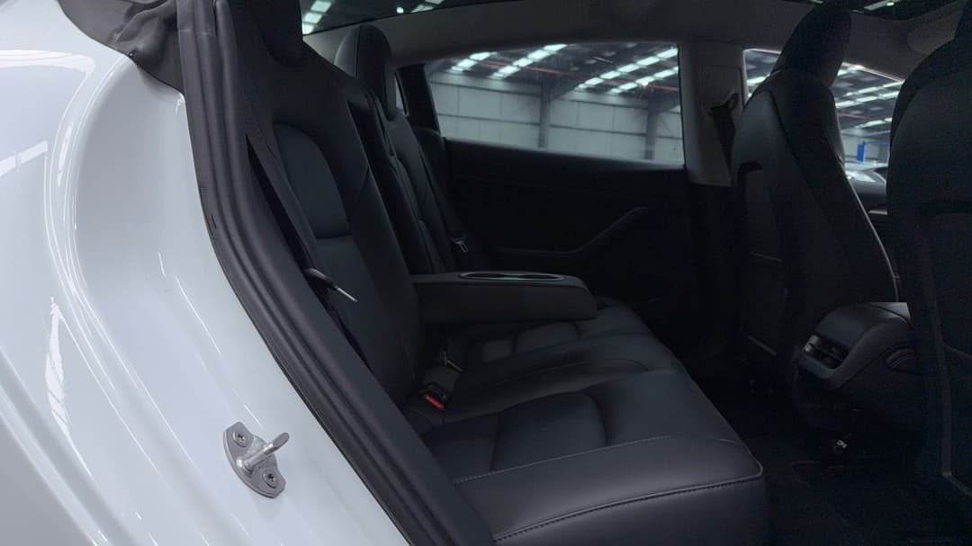 2021 Tesla Model 3 Standard Range Plus RWD, Automatic, 63729 km, Right Side Rear Door Cabin View