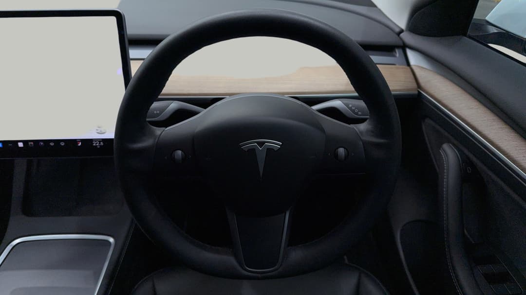 2021 Tesla Model 3 Standard Range Plus RWD, Automatic, 63729 km, Steering Wheel Close-up