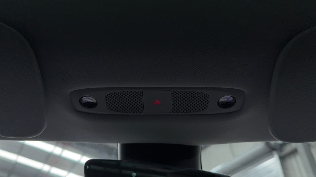 2021 Tesla Model 3 Standard Range Plus RWD, Automatic, 63729 km, On-Roof Controls/Sunglass holder