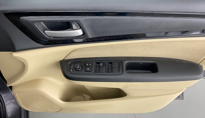 2018 Honda Amaze 1.2 VXMT I VTEC, Petrol, Manual, 24,367 km, Driver Side Door Panels Control