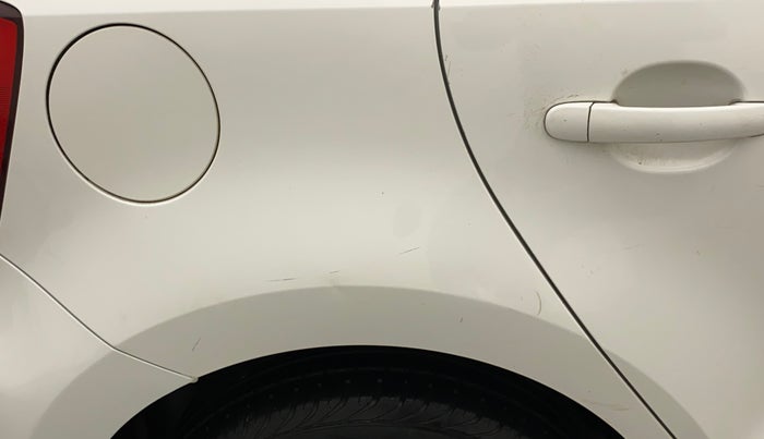 2014 Volkswagen Polo HIGHLINE1.2L, Petrol, Manual, 72,414 km, Right quarter panel - Slightly dented