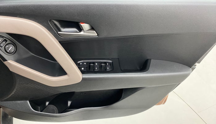2017 Hyundai Creta 1.6 SX CRDI, Diesel, Manual, 70,608 km, Driver Side Door Panels Control