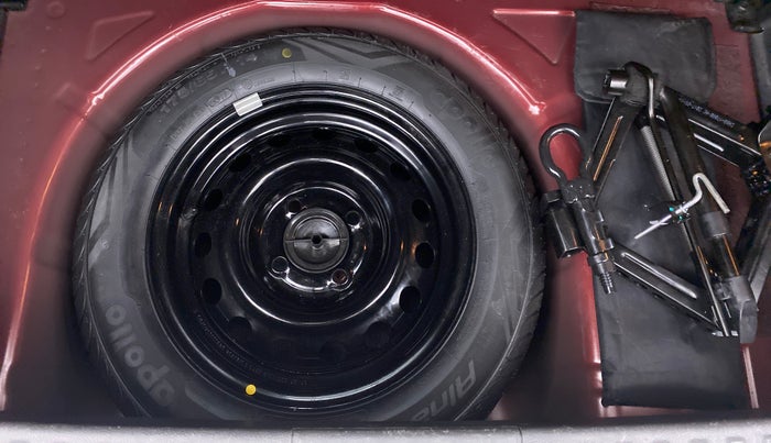2017 Ford New Figo 1.2 TITANIUM, Petrol, Manual, 39,444 km, Spare Tyre