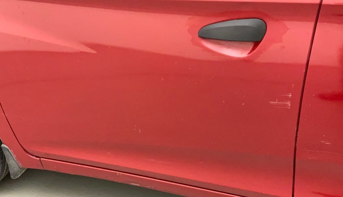 2015 Hyundai Eon MAGNA +, Petrol, Manual, 53,631 km, Front passenger door - Minor scratches