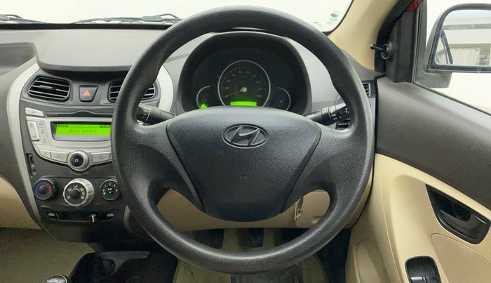 2015 Hyundai Eon MAGNA +, Petrol, Manual, 53,631 km, Steering Wheel Close Up