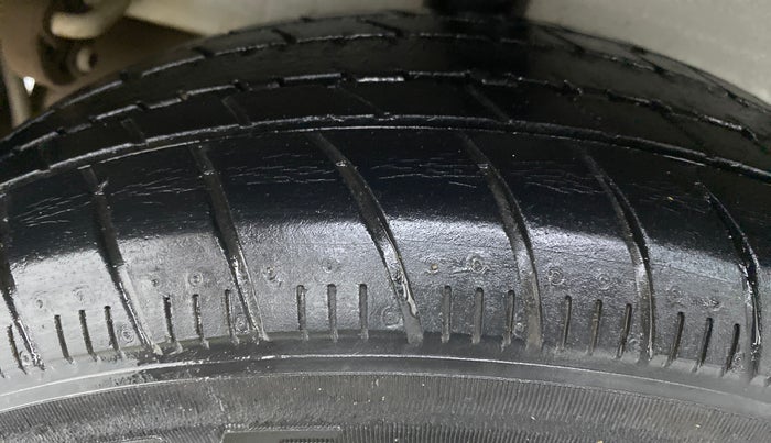 2018 Maruti Celerio VXI d, Petrol, Manual, 31,324 km, Right Rear Tyre Tread