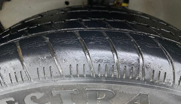 2018 Maruti Celerio VXI d, Petrol, Manual, 31,324 km, Left Front Tyre Tread