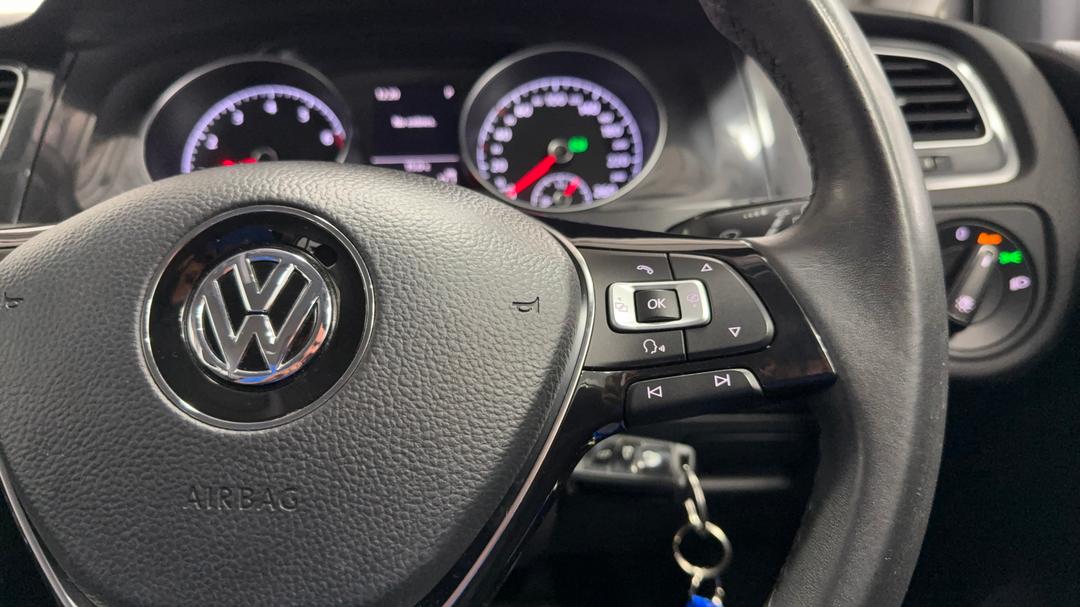 2017 Volkswagen Golf 110 Tsi Trendline, Automatic, 118407 km, Cruise Control