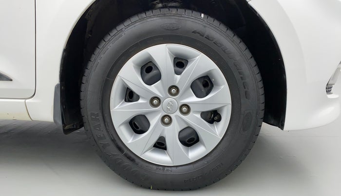 2016 Hyundai Elite i20 SPORTZ 1.2, Petrol, Manual, 15,602 km, Right Front Wheel