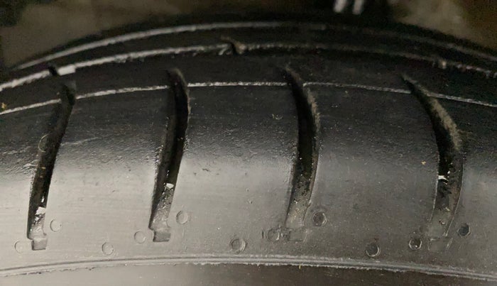 2018 Maruti Celerio ZXI (O), Petrol, Manual, 63,071 km, Left Front Tyre Tread