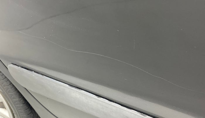2010 Hyundai Santro Xing GLS, Petrol, Manual, 62,572 km, Right rear door - Minor scratches