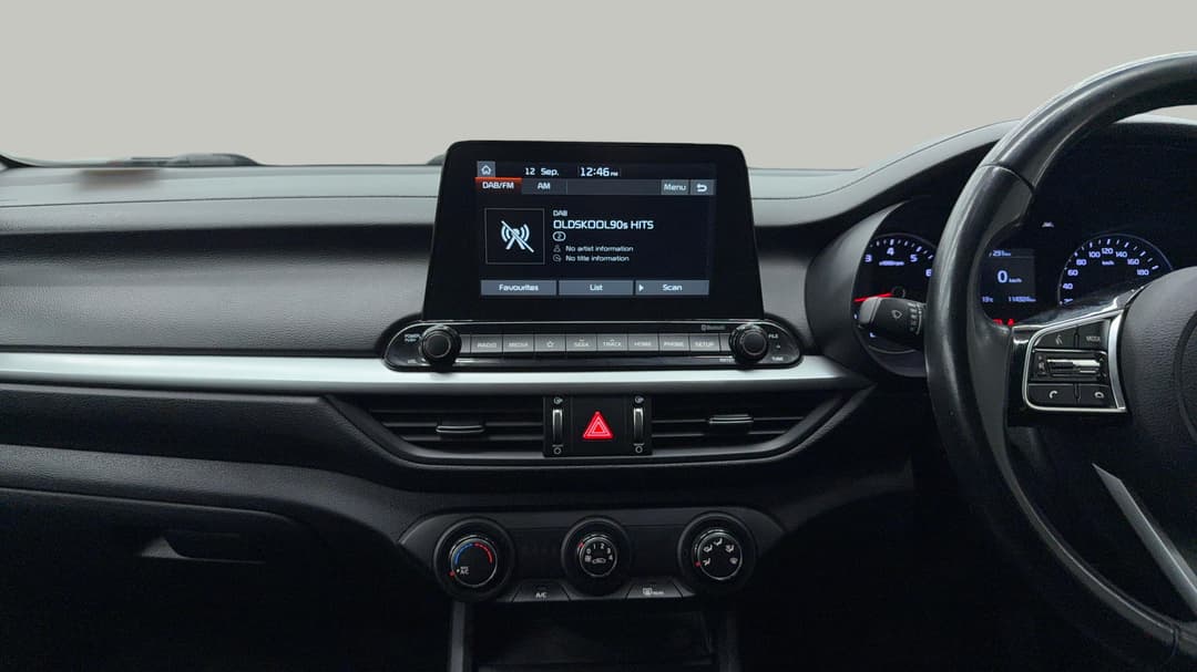 2020 Kia Cerato S, Automatic, 114324 km, Center Console