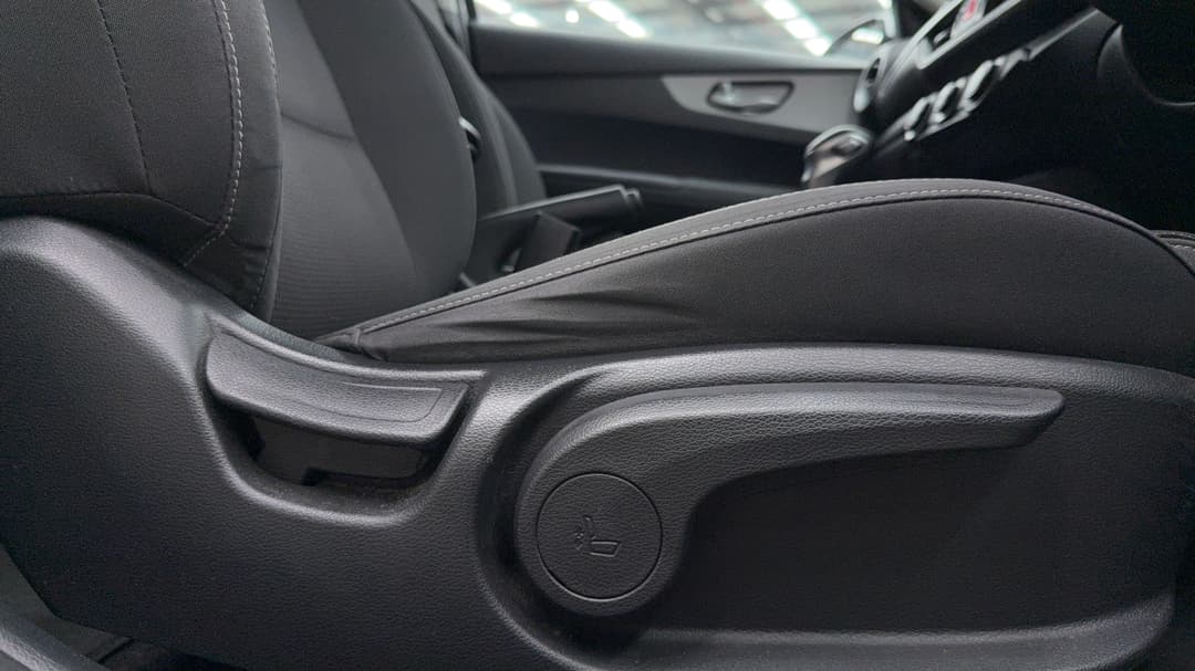 2020 Kia Cerato S, Automatic, 114324 km, Drivers Side Adjustment Panel