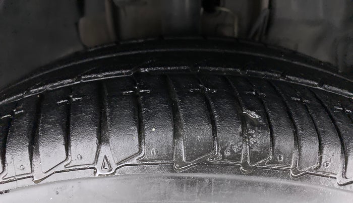 2017 Tata TIGOR XZ (O) PETROL, Petrol, Manual, 17,367 km, Right Front Tyre Tread