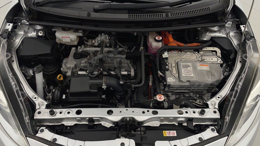 Open Bonnet (Engine)