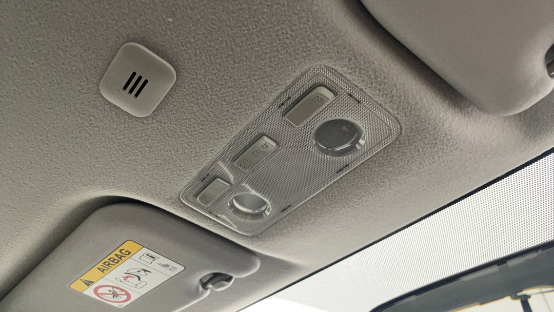 On-Roof Controls/Sunglass holder