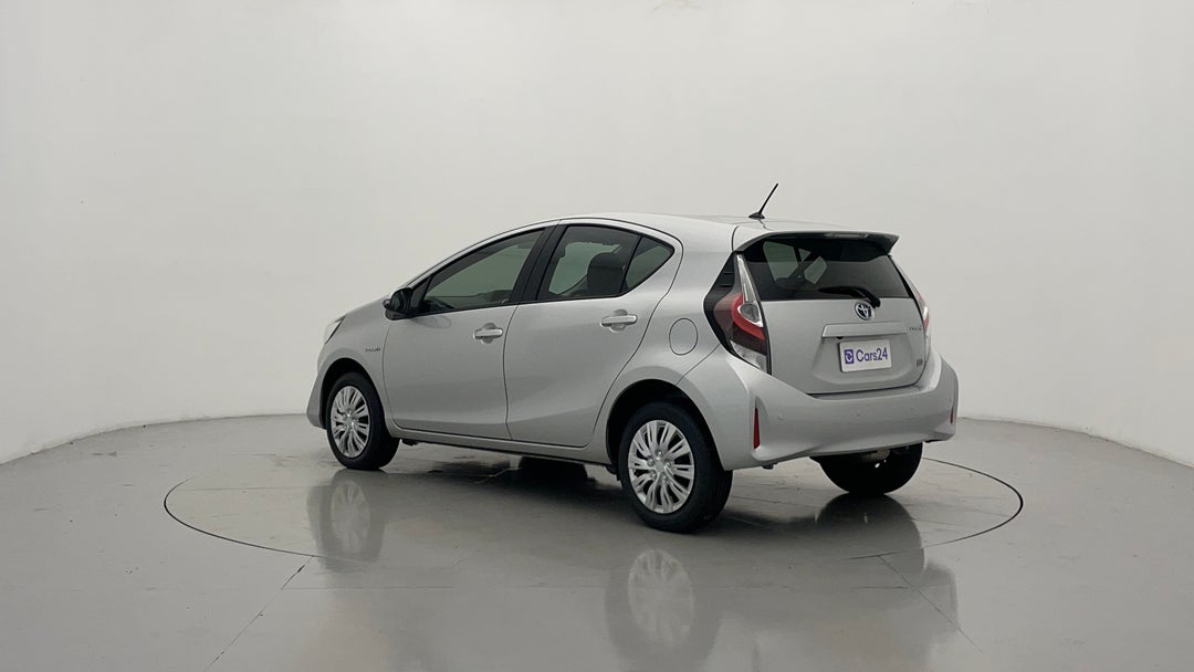 Left Back Diagonal (45- Degree) View