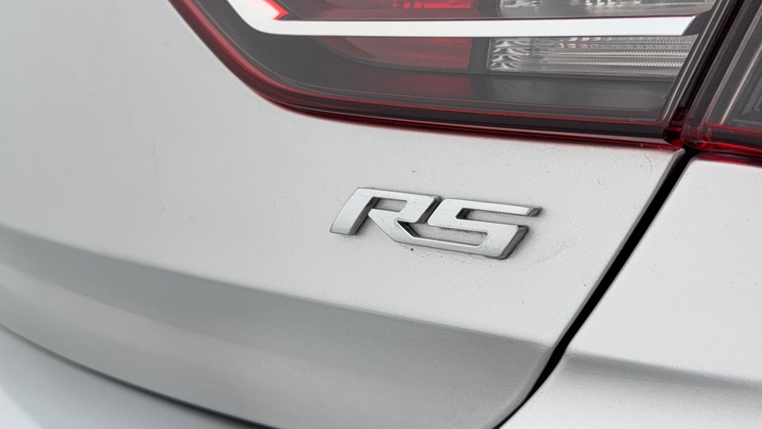 Badge (Boot Right Side)