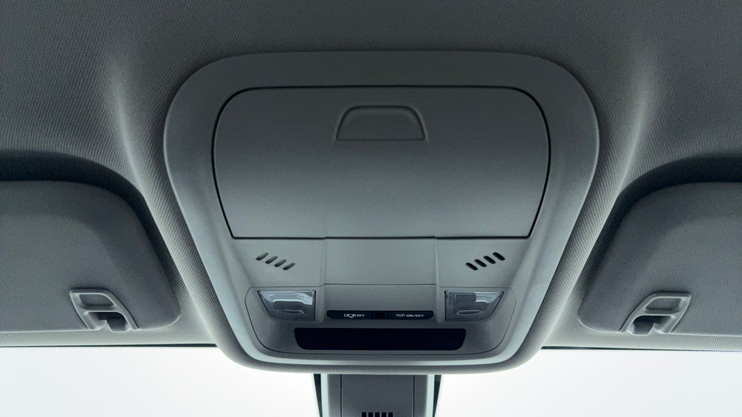 On-Roof Controls/Sunglass holder